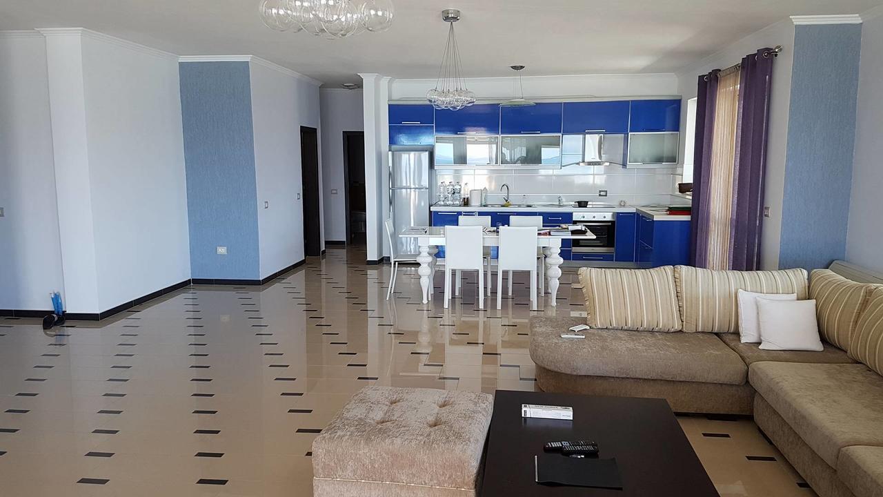 Апартаменты Sea Front Penthouse Саранда Экстерьер фото